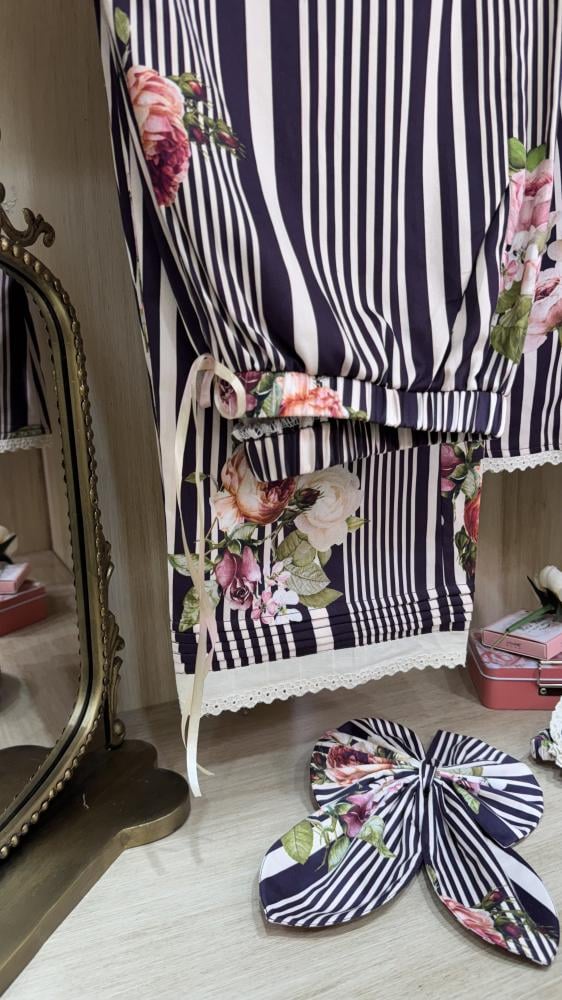 Elegant feminine French house wear