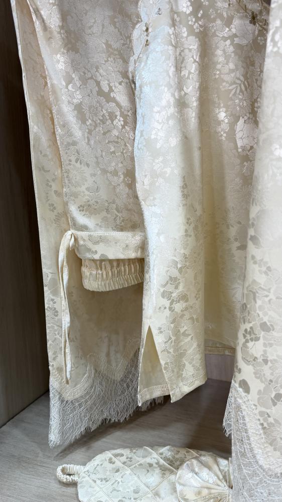 Elegant silk pajamas set