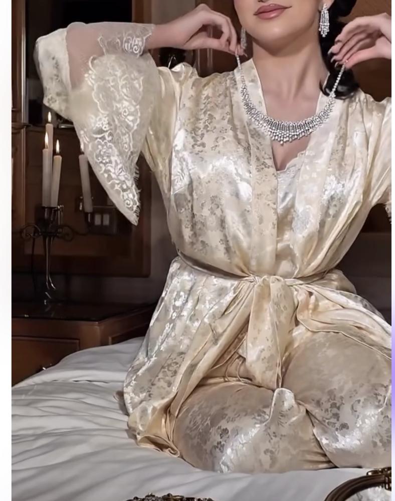 Elegant silk pajamas set