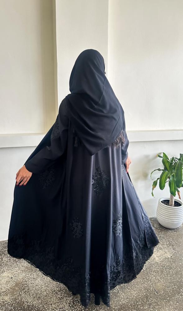 عباية بتول