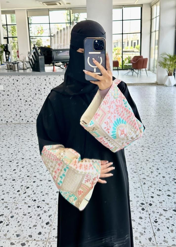 عباية ليال