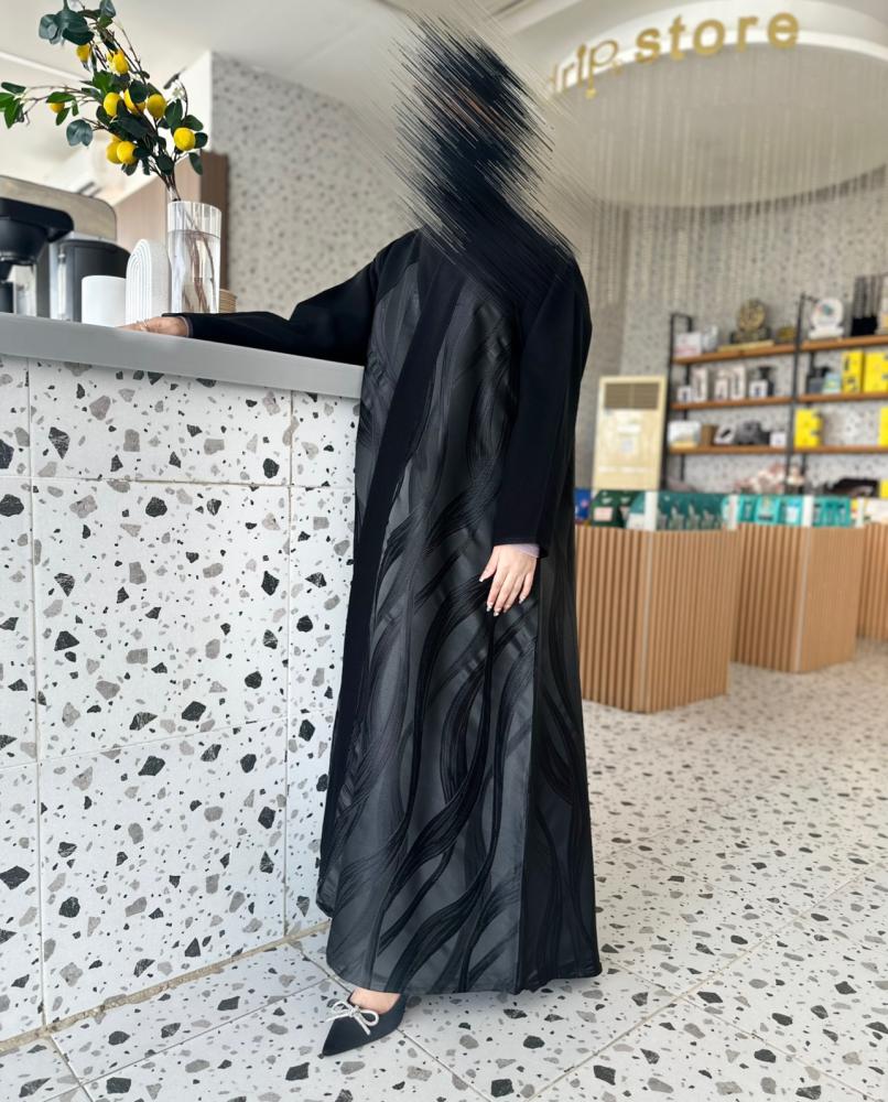 عبايه لمياء