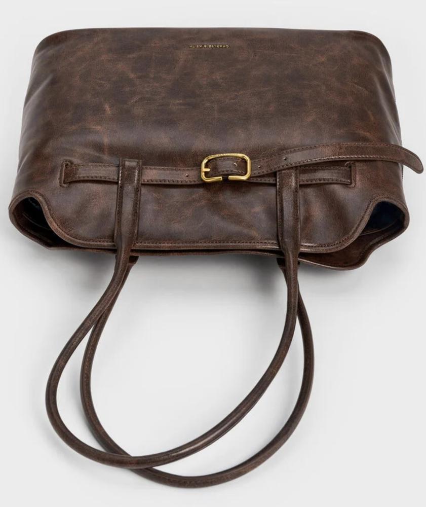 CHARLES & KEITH