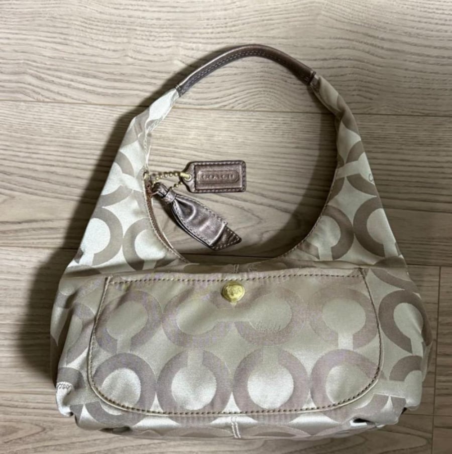 COACH Signature Shoulder Bag 2007