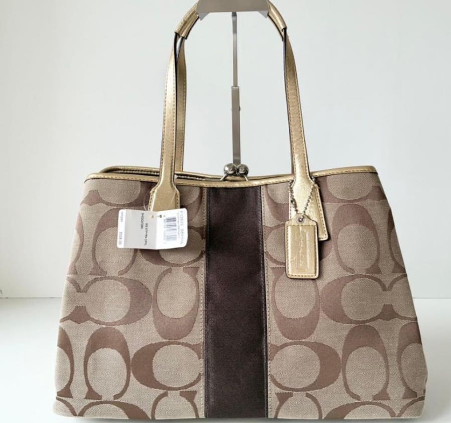 [Brand NewCOACH  Shoulder Bag, Clasp Closure