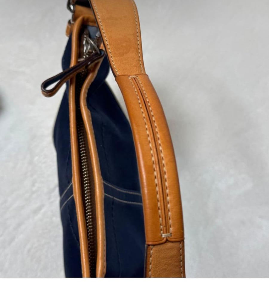 2008 coach  shoulder bag flower