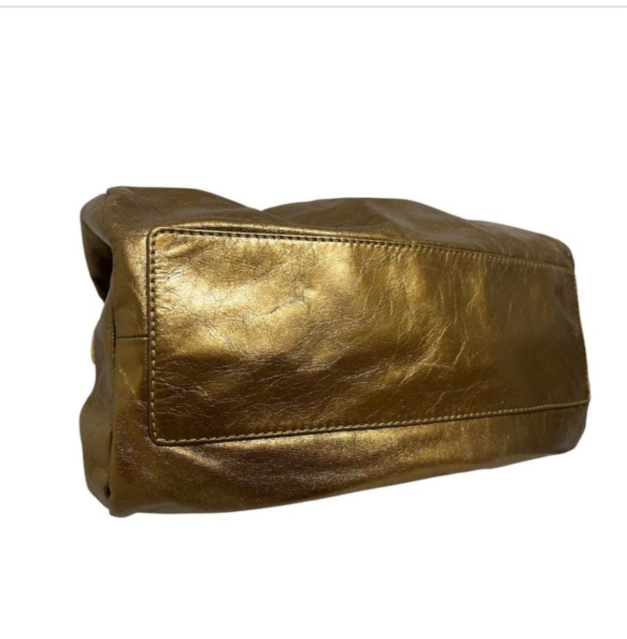 Marc Jacobs gold y2k 00s