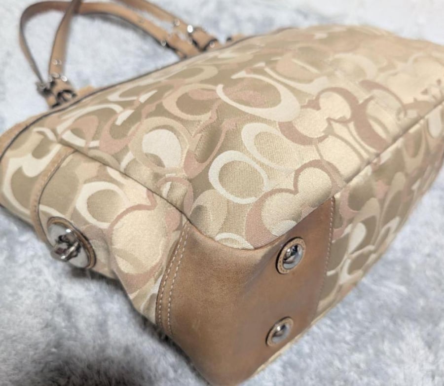 Couch bag tote
