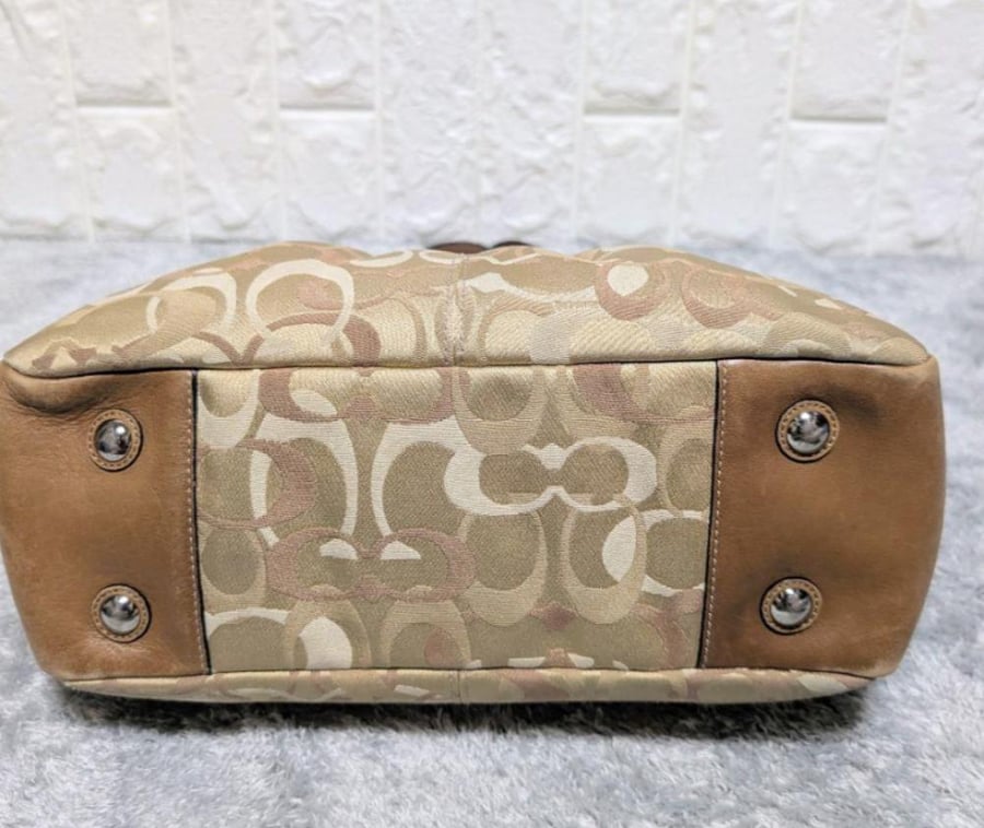 Couch bag tote
