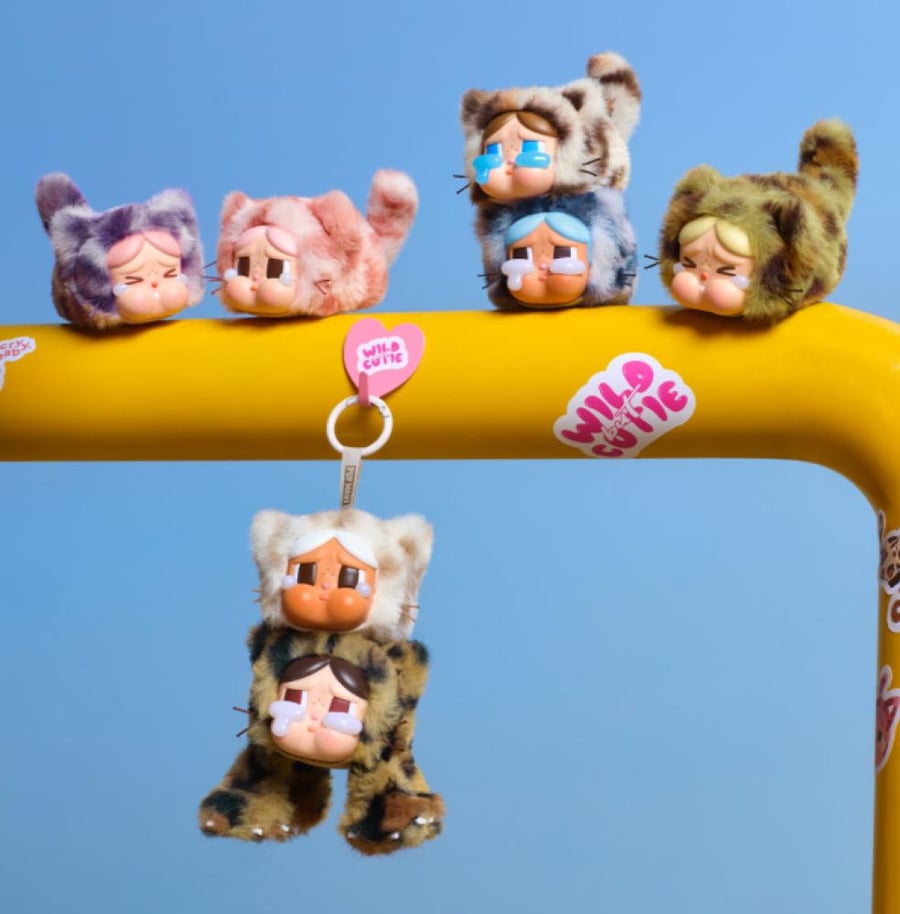 CRYBABY Wild but Cutie Series - Vinyl Plush Pendant Blind Box طلب مسبق ⭕️
