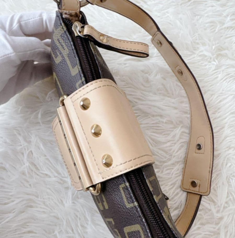 archive y2k GUESS one shoulder bag 00s