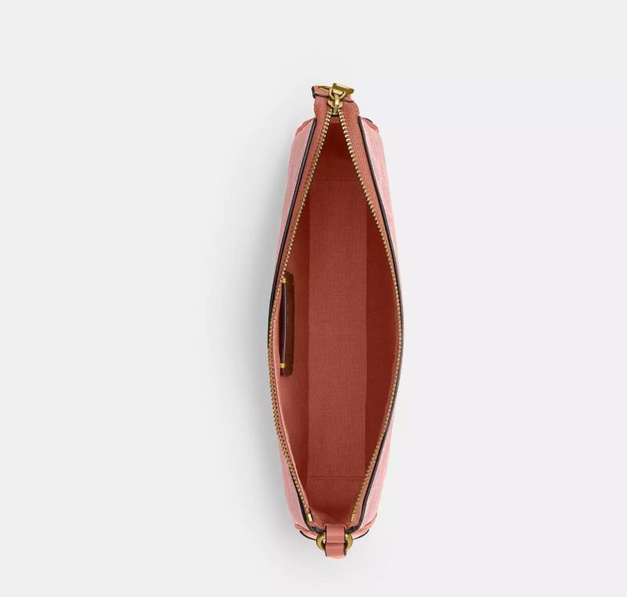 شنطه كوتش بينك