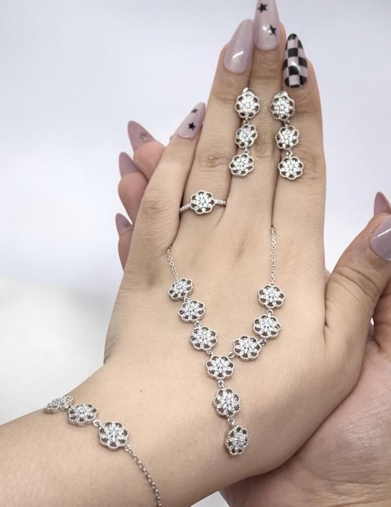 طقم فضة كامل ( 4 )