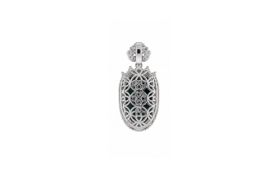 تعليقة Floral Carved Jade