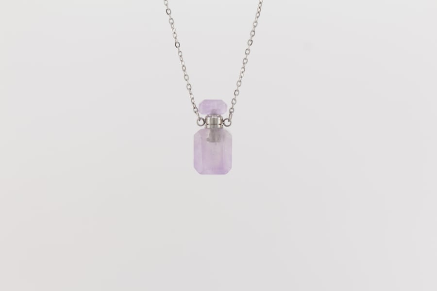 سلاسل Gemstone Perfume Bottle