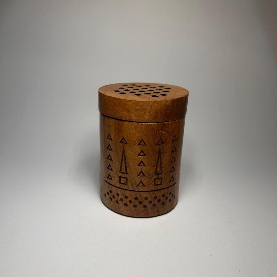 مبخرة سلمانية صناعة يدوية