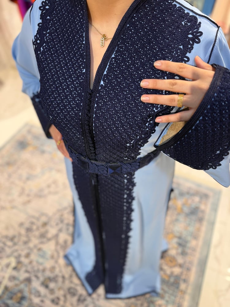 تكشيطة زوينة بزاف