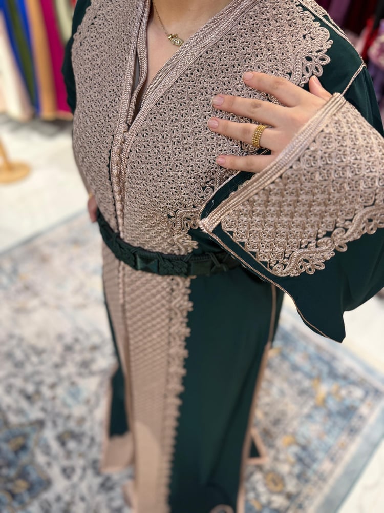 تكشيطة زوينة بزاف