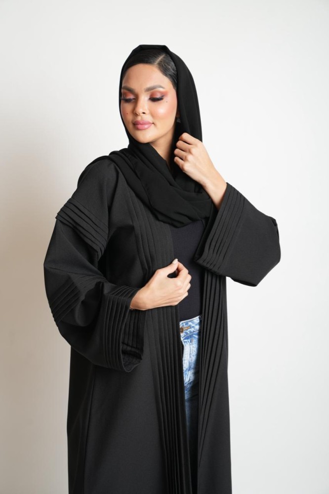 عباية مميزة بكسرات عملية كريب ياباني