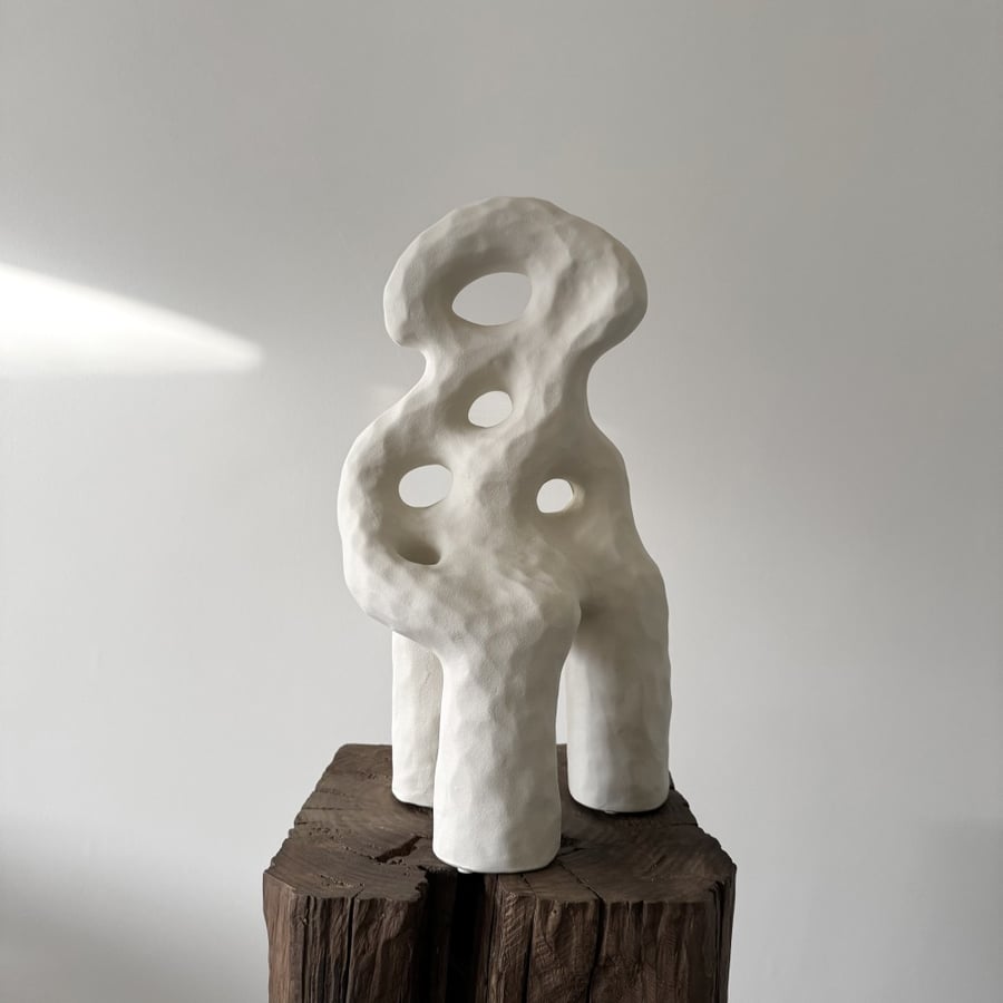White Off-White 4-hole vase