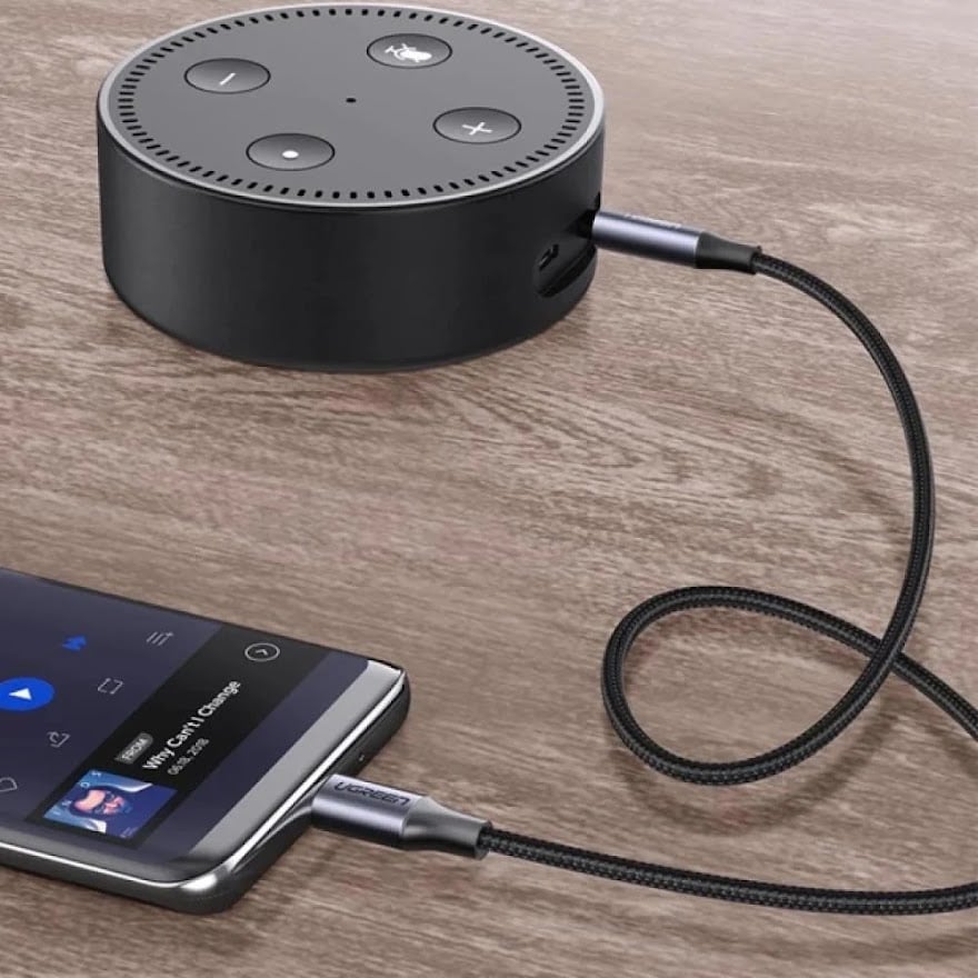 يوجرين كيبل صوت USB-C إلى 3.5 مم M/M ، غلاف ألومنيوم، 1 متر قماش - اسود