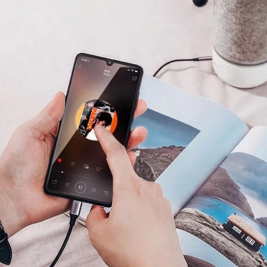 يوجرين كيبل صوت USB-C إلى 3.5 مم M/M ، غلاف ألومنيوم، 1 متر قماش - اسود