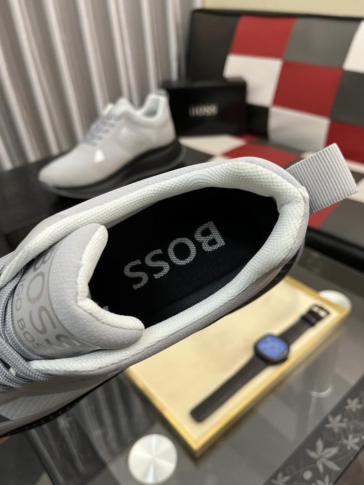 A sports headband with a high-quality brand imitation