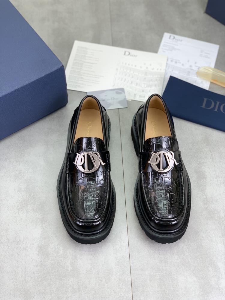 Luxury men's razor from Dior, imitation, on quality