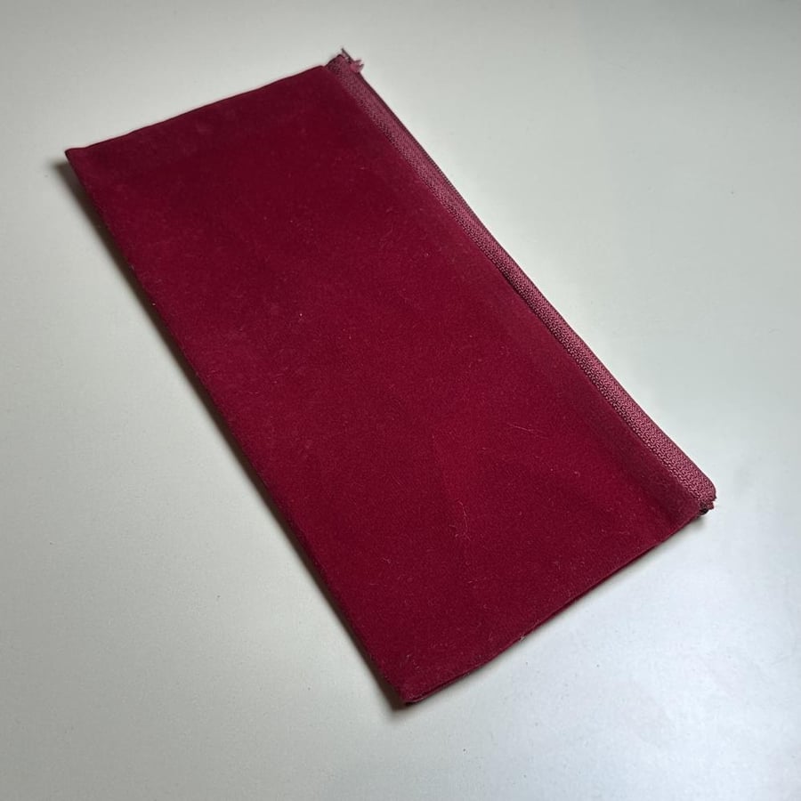 A medium-sized prayer bead wallet
