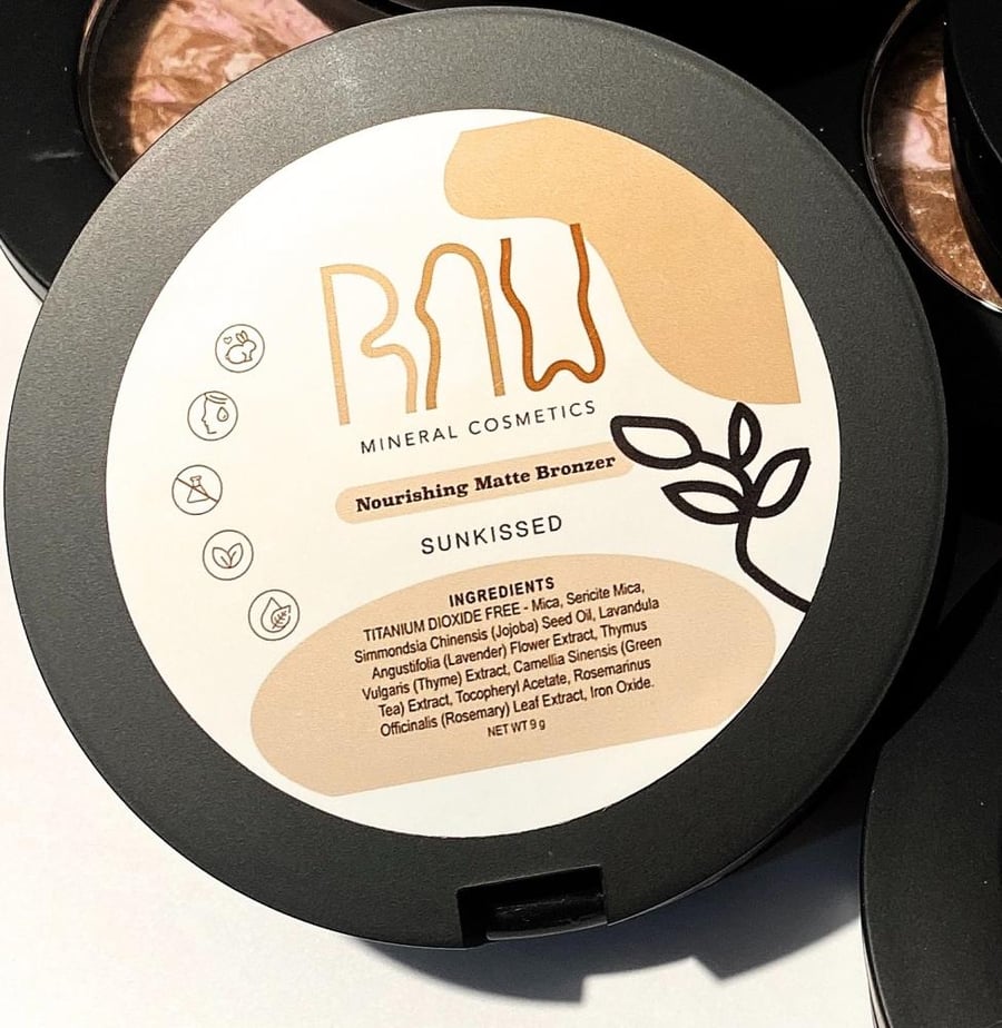 Nourishing Bronzer- برونز عضوي مغذي للبشرة