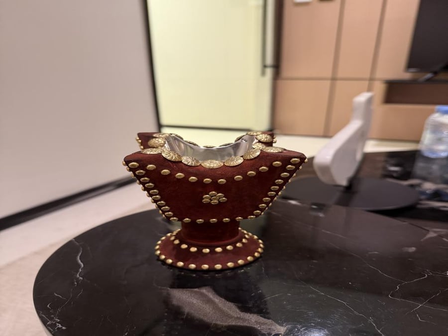 مبخرة صغيرة  بني