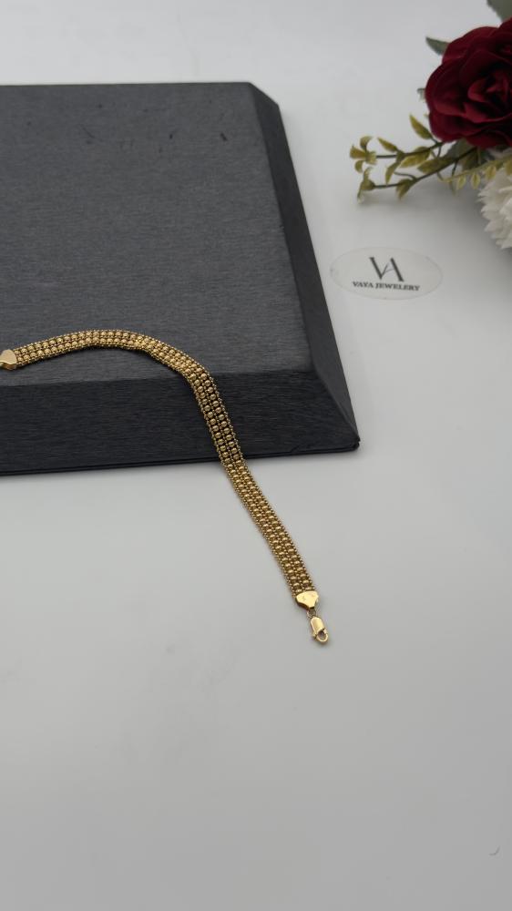 سوارة ذهب عيار 18