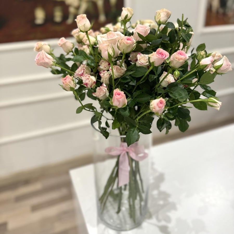باقة الورود الخجولة
