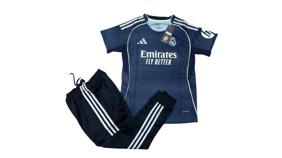 طقم ولادي ريال مدريد 2026