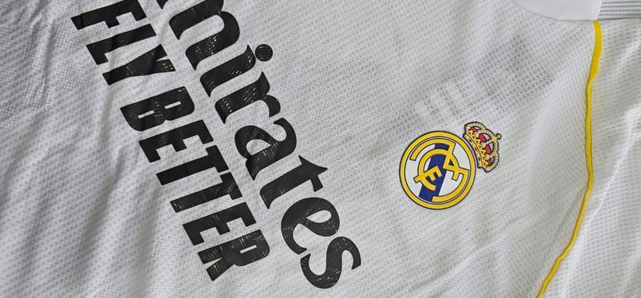 طقم ريال مدريد 2026 الابيض رجالي