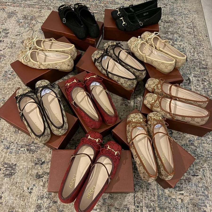 فلات قوتشي باليرينا