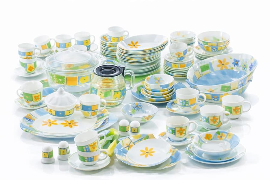 French Orcibal set from Luminarc company 95 pieces Valensole Valensole set