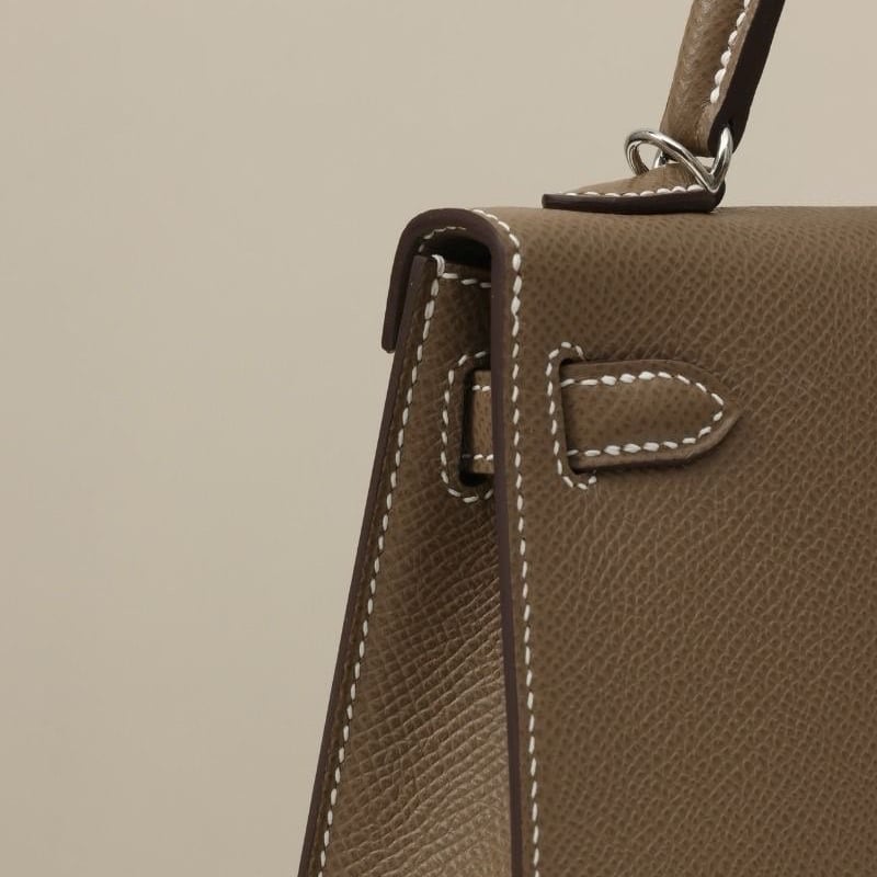 Inspired by Kelly Kaki, silver lock