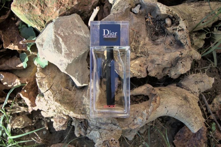 عطر ديور اوم سبورت (2021) من ديور للرجال او دو تواليت 75 مل