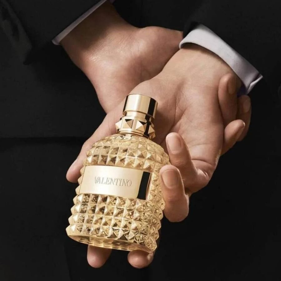 عطر فالنتينو بورن ان روما ذا قولد اومو للرجال او دو تواليت 100 مل