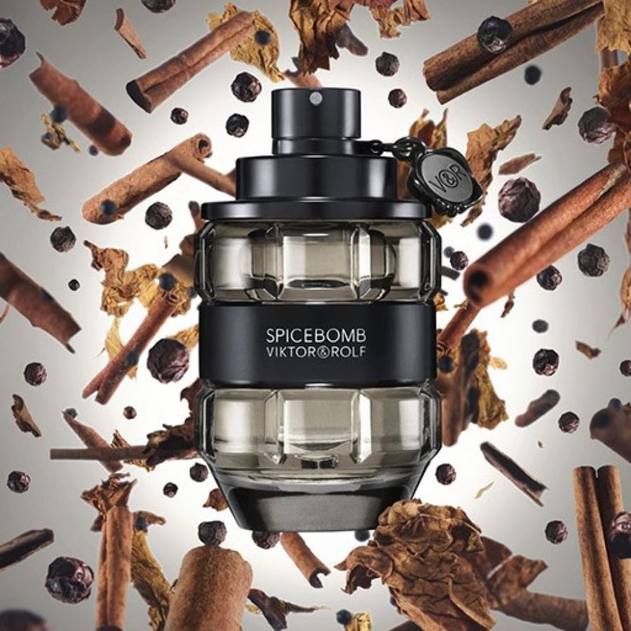 عطر  سبايس بومب من فيكتور اند رولف للرجال او دو تواليت 90 مل