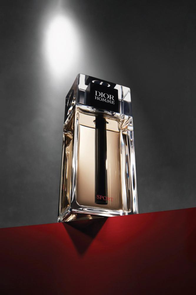 عطر ديور أوم سبورت (2021) من ديور للرجال او دو تواليت 200 مل