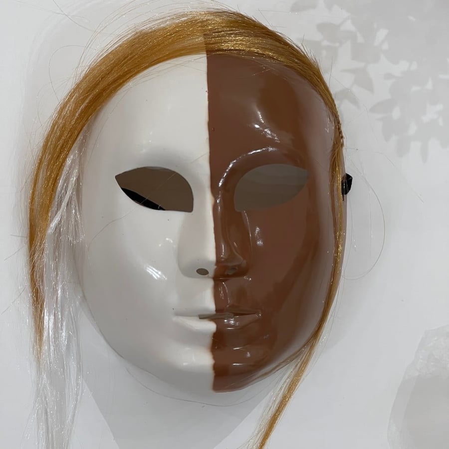 قناع يوم التأسيس