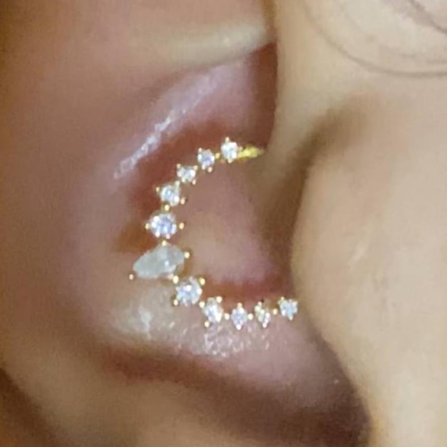 D03