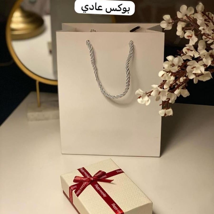 حلق وردتين فان كليف