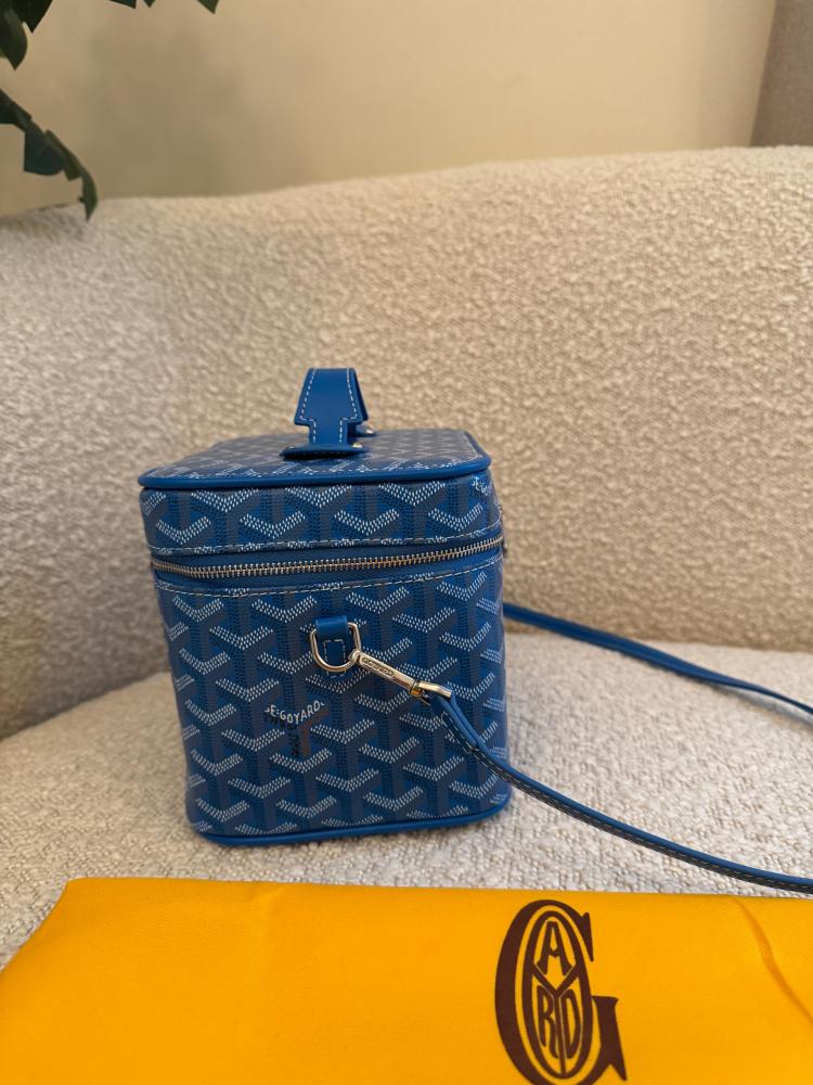 شنطة غويارد