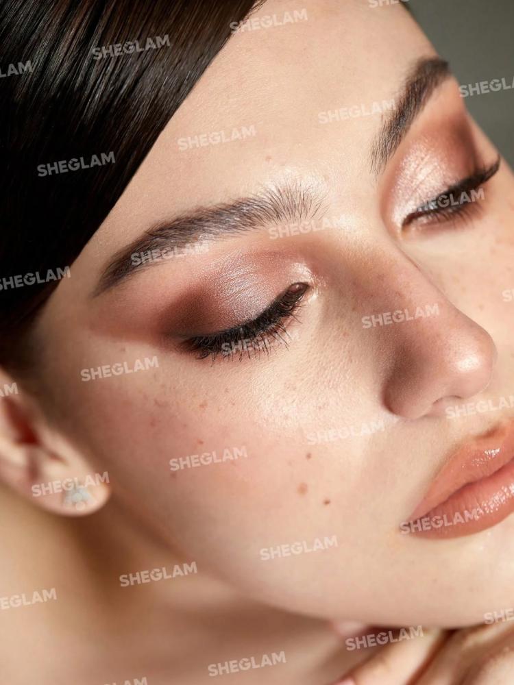 شجلام باليت ظل العيون Hued In Nude
