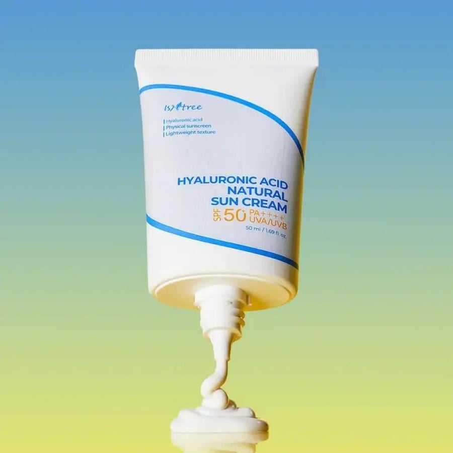 إسن تري واقي شمس طبيعي بحمض الهيالورونيك – SPF50+ – 50 مل