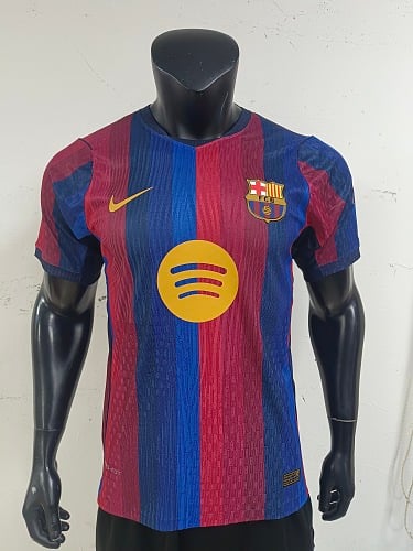 تيشيرت برشلونة الأساسي 2027 جامبو