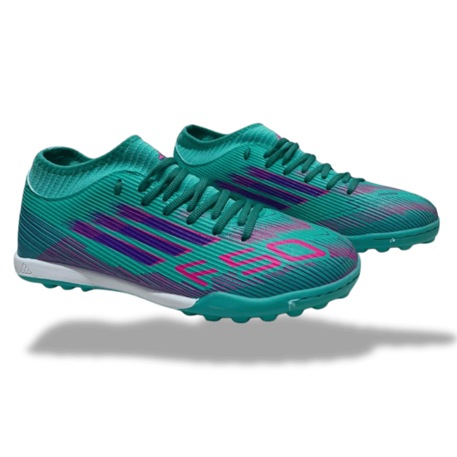 جزمة كرة قدم Adidas